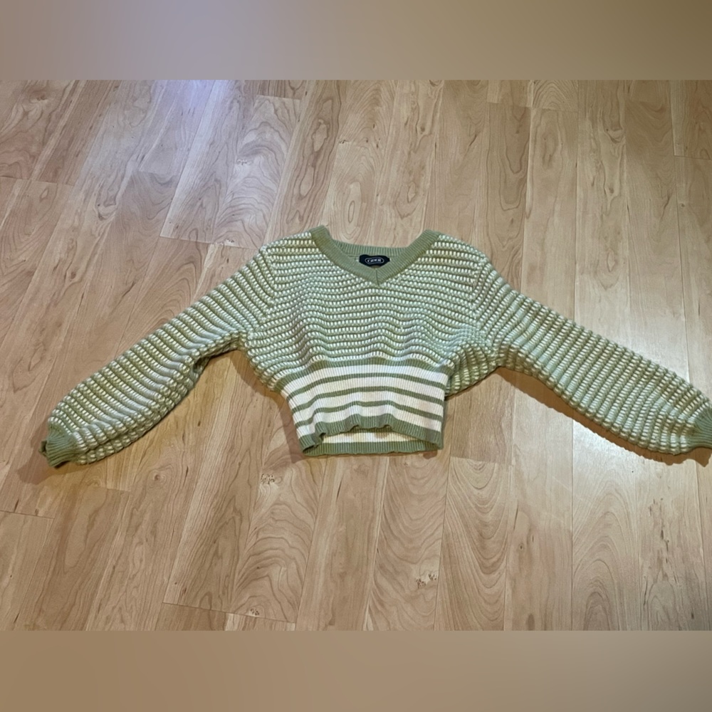 Cider Sage Green Crotchet Long Sleeve Cropped